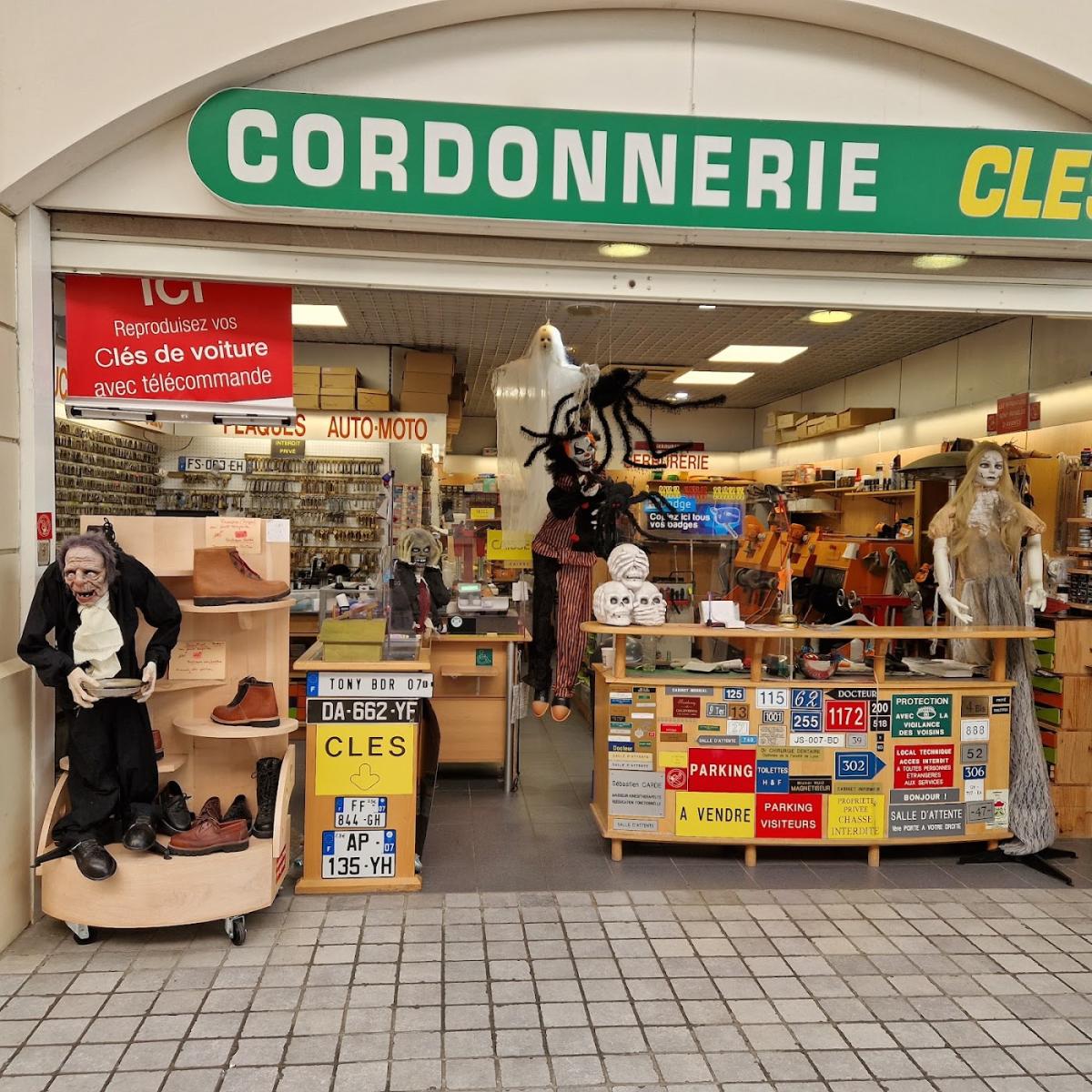CORDONNERIE CLÉ MINUTE - C.C. AUCHAN en ARDECHE - Serrurier à Guilherand-Granges