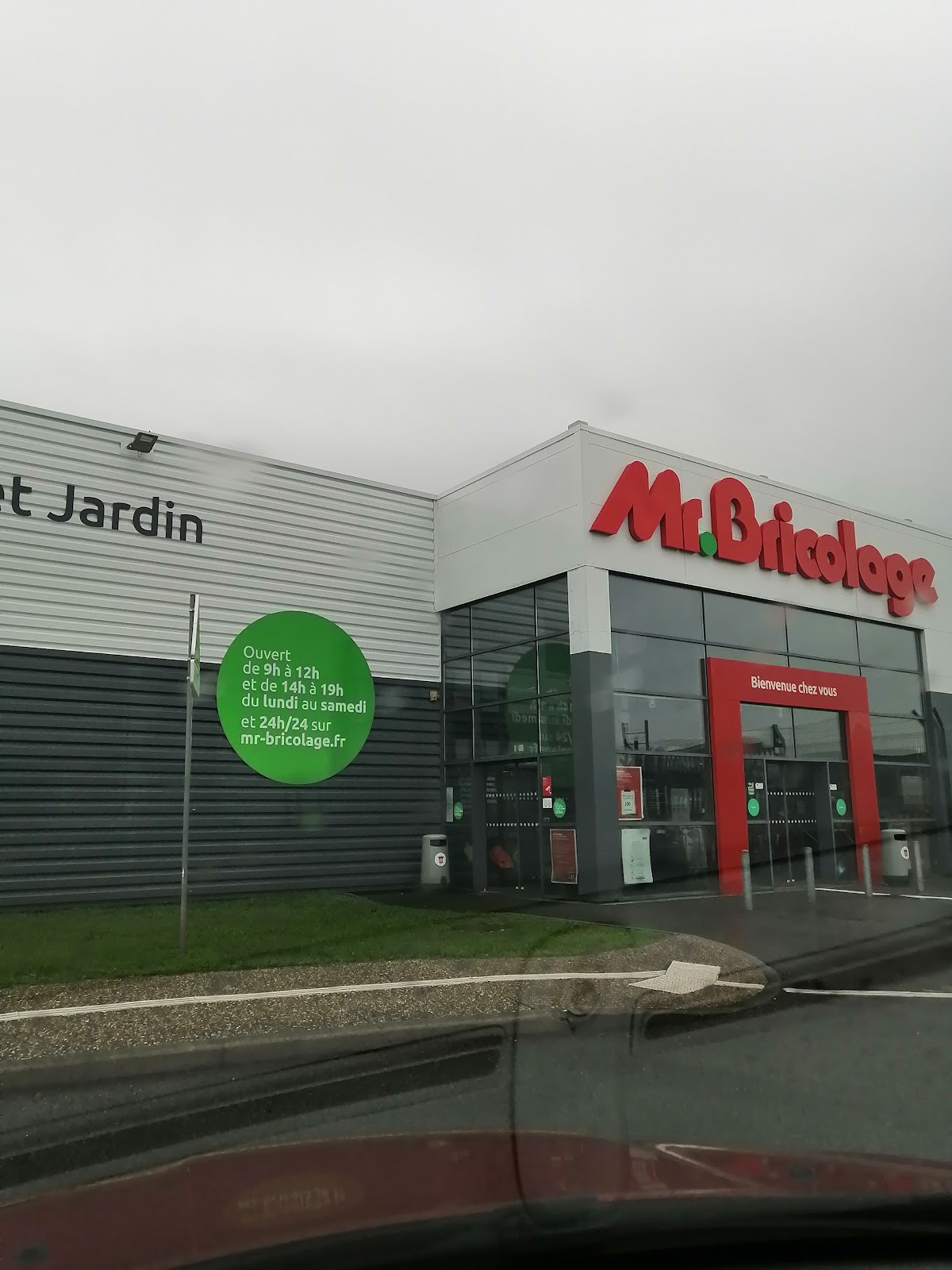 Mr.Bricolage Surgeres