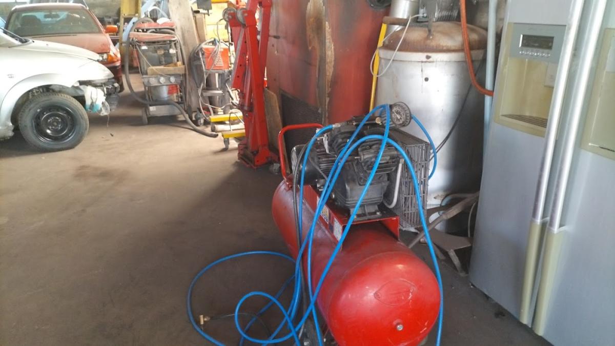 Mecanique auto serrurerie de la gare