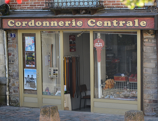 Cordonnerie Centrale ( Cordonnier , Maroquinerie , Reproduction Clés ) Redon , Saint-Nicolas-de-Redon