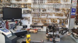 Serrurier CORDONNERIE CLÉ MINUTE - C.C. AUCHAN en ARDECHE 2