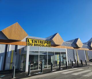 Serrurier L'Entrepôt du Bricolage Briançon 0