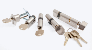 Serrurier Serrurerie - Vitrerie KULAUZOV 1